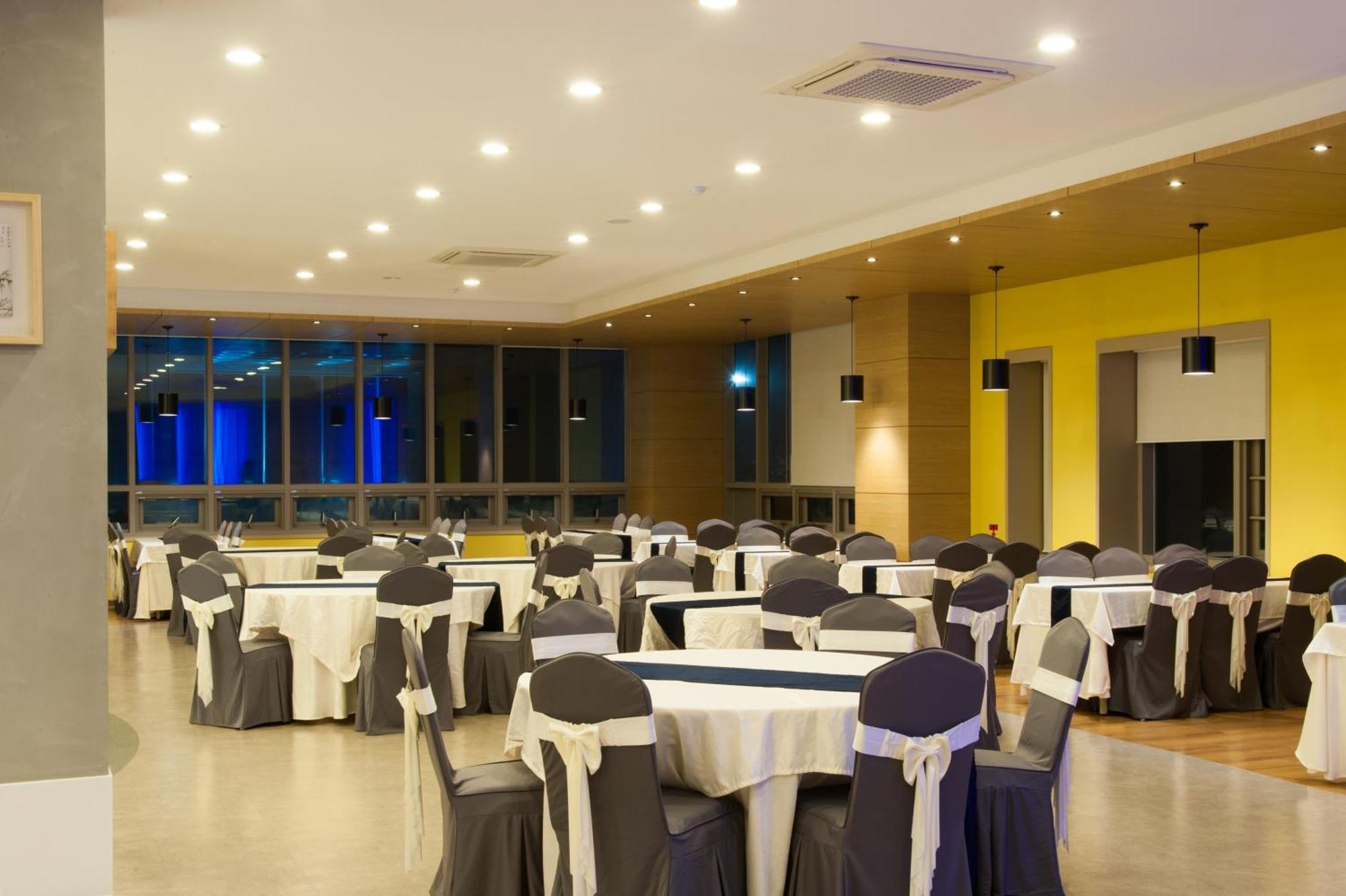 Benikea The Bliss Hotel Incheon Exterior photo