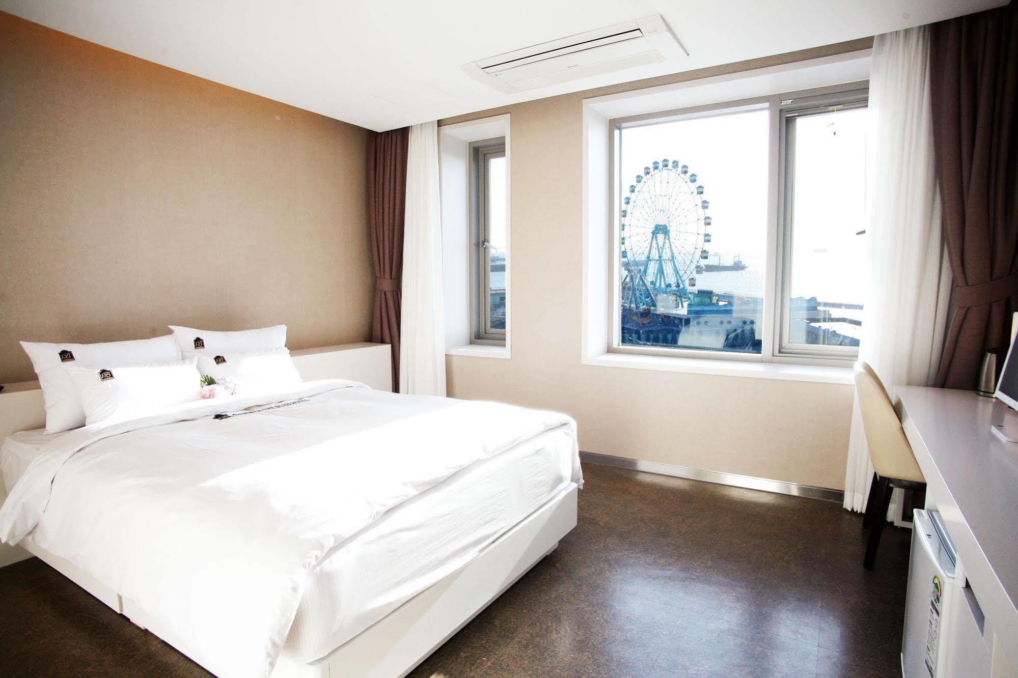 Benikea The Bliss Hotel Incheon Exterior photo