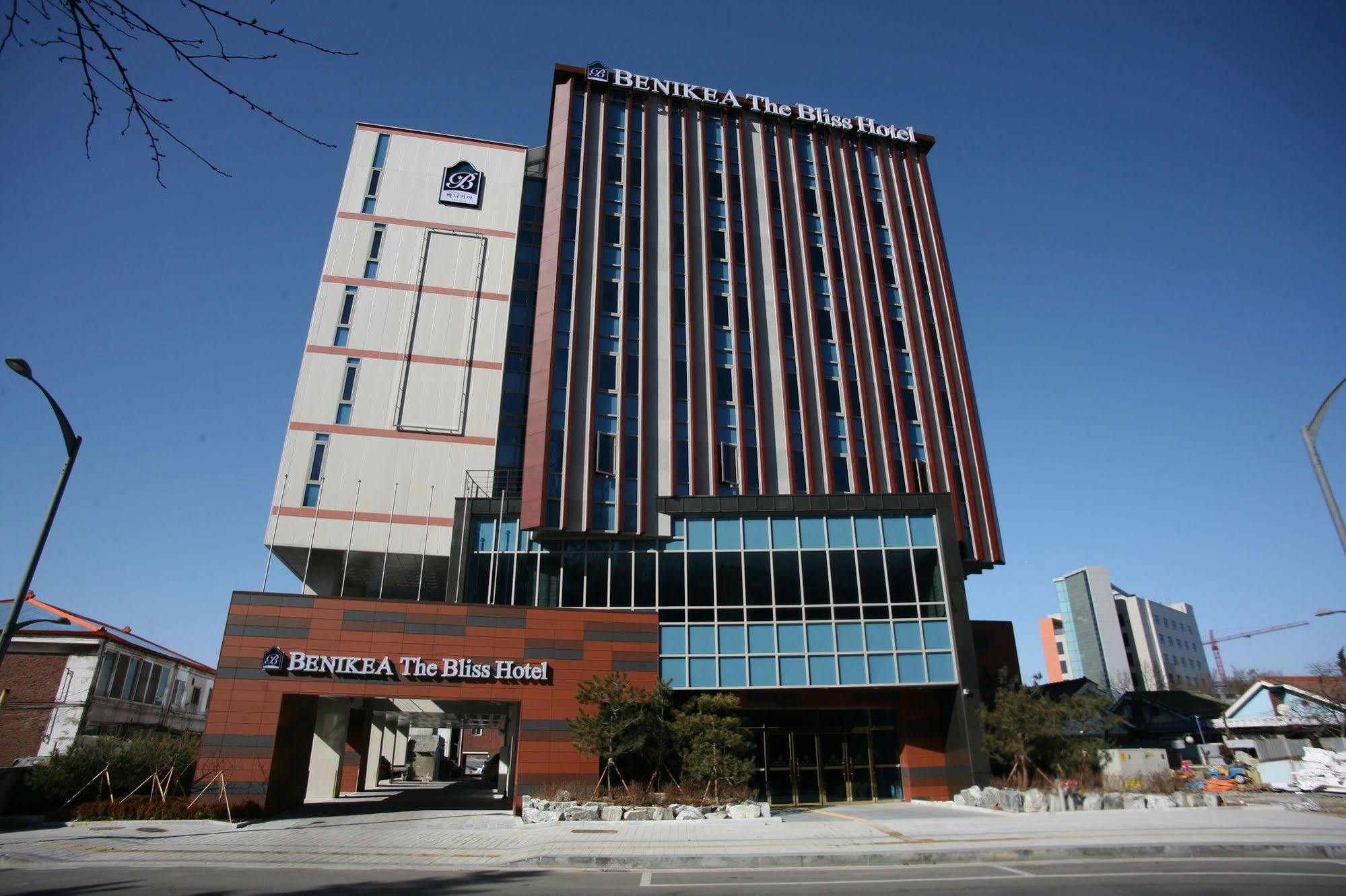 Benikea The Bliss Hotel Incheon Exterior photo